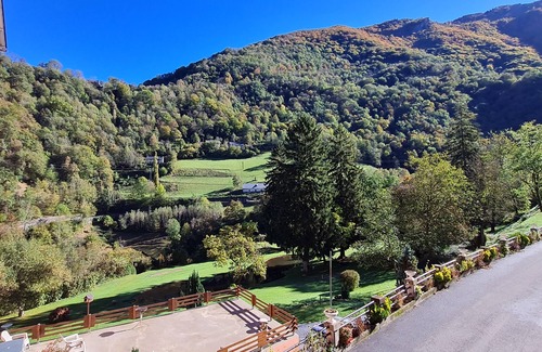 Luz-Saint-Sauveur Apartamento | La Luziole 3***, vacation or spa, summer or winter, just like home