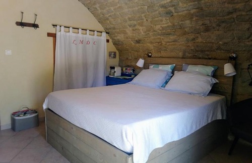 La Motte-de-Galaure Cama Y Desayuno | La Méridienne des Collines