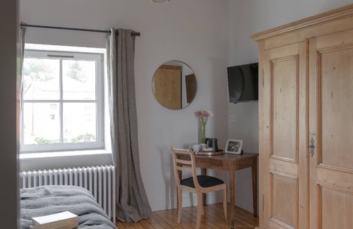 Saint-Germain-au-Mont-d'Or Casa | La Maison des Monts d’Or bed and breakfast and charming cottages Saint Ge