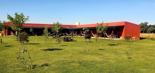 Partido de Canuelas Hotel | La Maína Uribe Posada