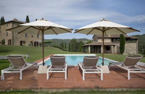 Gaiole in Chianti Villa | La Maccinaia by Salogi Villas