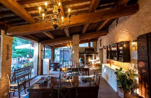 Foligno Casa | La Maestà antica dimora di campagna