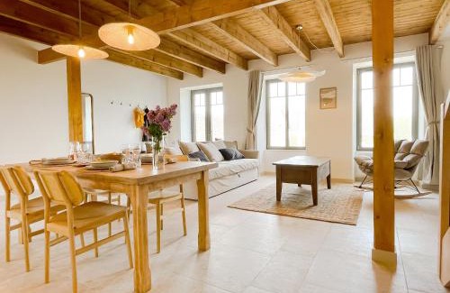 Saint-Georges-de-Grehaigne Casa | La Maison de Léon