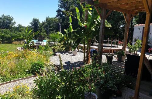 Saint-Quentin-sur-Charente Cama Y Desayuno | La Maison Ronde