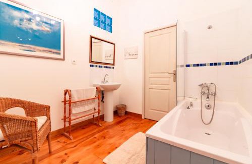 Mansonville Casa | La Maison 1786 - Grand jardin et jacuzzi