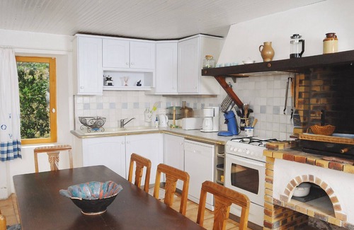 Mounes-Prohencoux Casa | La Maison au Potager se encuentra en una pequeña aldea en el valle de Rance