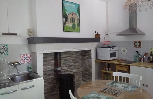 Labarthe-Bleys Casa | La casa del tilo para dos personas.
