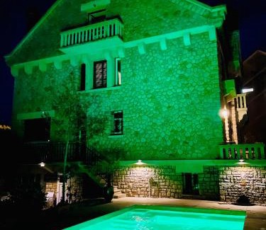 Espalion Casa | La Maison au toit vert