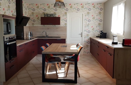 La Courade Casa | La maison aux ânes in the countryside, surrounded by vineyards with swimming pool.