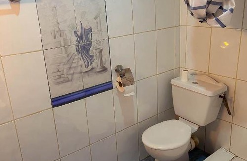 Ambohibao Casa | La maison aux chapeaux