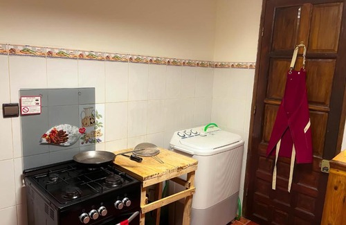 Ambohibao Casa | La maison aux chapeaux
