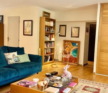 Molleges Casa | La maison bleue
