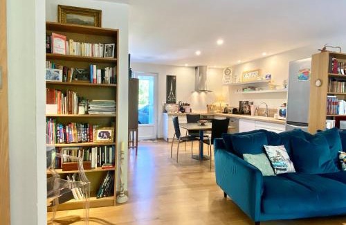 Molleges Casa | La maison bleue