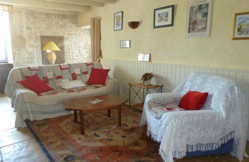 Saint-Gelais Casa | LA MAISON BLEUE