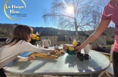 Saint-Geniez-d'Olt Apartamento | La Maison Bleue, village vacances, piscine, parking