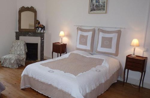 Mont-Disse Cama Y Desayuno | La Maison d´Amazone