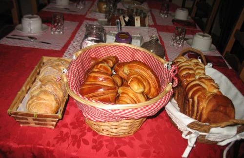 Pruille Cama Y Desayuno | La Maison d'Héloïse