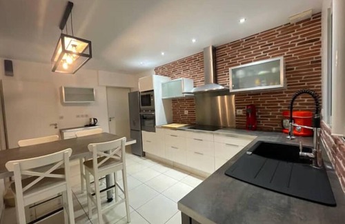La Roche-de-Glun Casa | La Maison de Jade, Casa de 4 estrellas ideal para familia o amigos