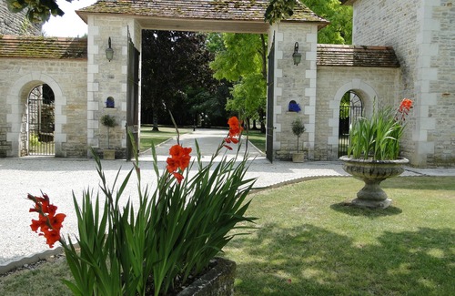 Bouin Apartamento | La Maison De La Rosarie Escape to the ultimate French countryside haven