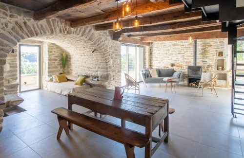 Colombies Casa | La Maison de Louise