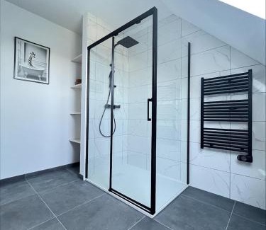 Sizun Casa | La maison de Louise