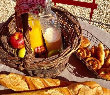 Prehy Casa | La maison de Lucien, gîte au cœur du vignoble Chablisien