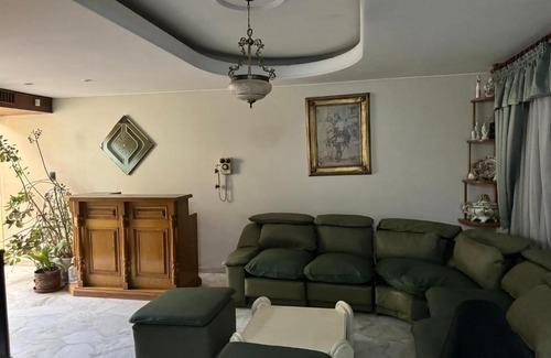 Guaymallen Casa | La Maison de Marinés
