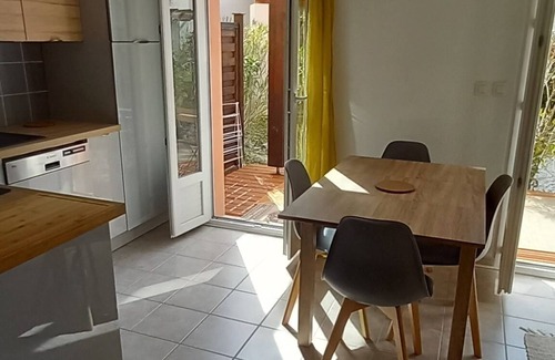Nyons Casa | "La Maison de Natoé" Nyons 2ch.+piscine Partagée Résidents Propriété