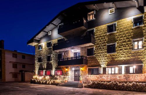 Al Arz Hotel | La Maison des Cèdres