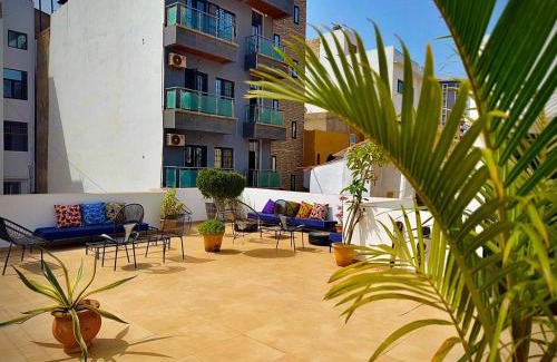Ouakam Casa | La Maison des Couleurs