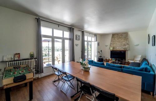 Blois Villa | La Maison Des Cygnes 8 Chambres-Climatisation-Terrasse Jacuzzi Parking gratuit