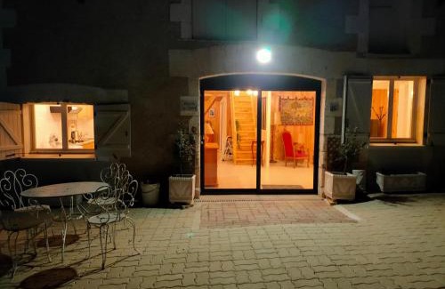 Aubeterre-sur-Dronne Casa | La Maison des oliviers