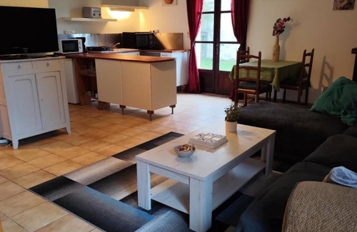 Ladignac le Long Casa | La Maison des Etangs Gite