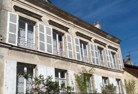 Mamers Apartamento | La Maison des Ifs Terracotta
