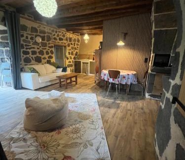 Lascelle Casa | La maison des petites choses, la tiny house du Puy Mary-Cantal