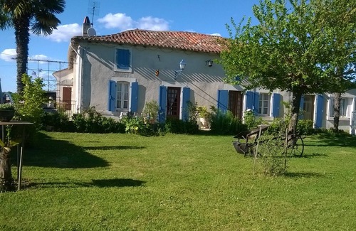 Saint-Aulais-la-Chapelle Cama Y Desayuno | la Maison des Vendangeurs au Milieu des Vignes