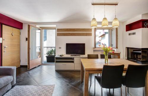 Grosio Apartamento | La Maison du Bonheur Grosio