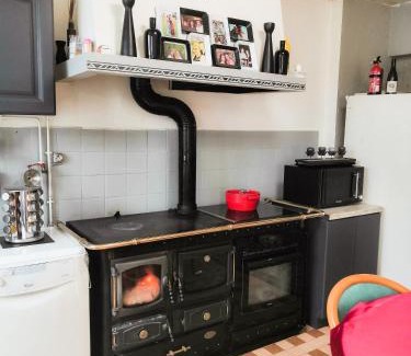 Anneyron Casa | La Maison du Bonheur maison de campagne 20 personnes avec jacuzzi