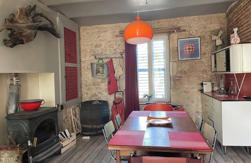 Bannay Cabaña | La maison du canal, cosy artist's house, pets welcome