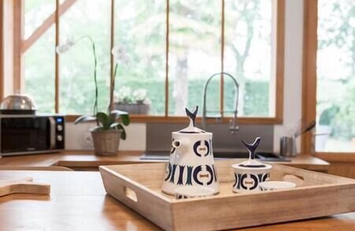 Saint-Jean-d'Illac Cama Y Desayuno | La Maison du Las