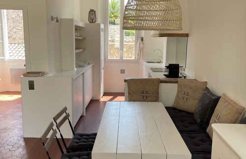 Le Suquet Apartamento | La Maison du Pêcheur, Charme au Coeur de Cannes