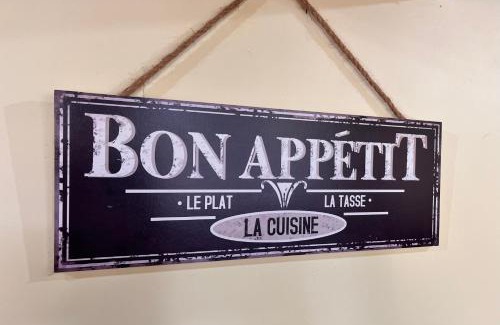 Availles-Limouzine Casa | La Maison du Passeur