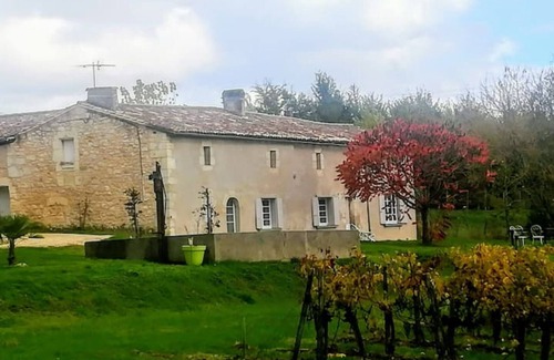 Salignac Casa | La Maison du Vignoble: Charme & Vue Panoramique