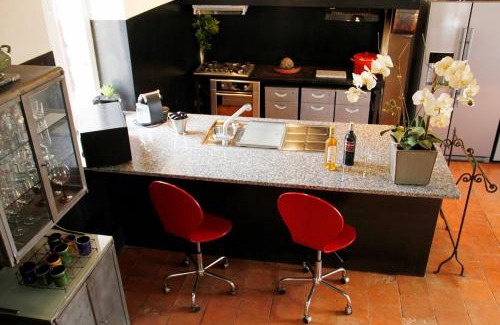 Lectoure Casa | La Maison du Vignoble piscine, tennis, Wallbox