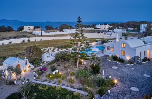 Agia Paraskevi Villa | De toda la Villa Privada | Casa | Piscina - para usted que buscan privacidad absoluta !!