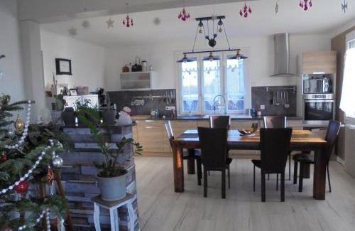 Mirebeau-sur-Beze Cama Y Desayuno | La Maison