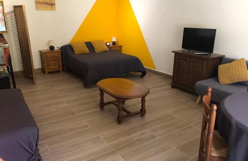 Saint-Georges-sur-Cher Apartamento | La Maison d'à Coté