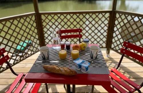 Saint-Laurent-des-Hommes Cama Y Desayuno | La maison de l'O