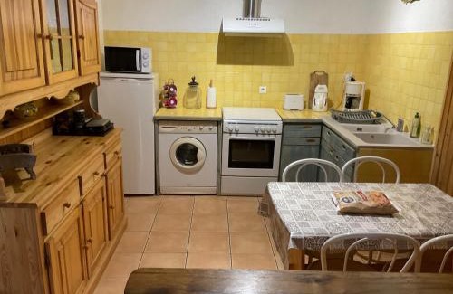 Saint-Pardoux-du-Breuil Apartamento | La Maison des cressonnières
