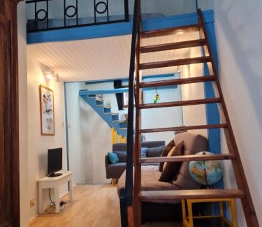 Foix Casa | La Maison-frite, pour un séjour insolite à Foix !